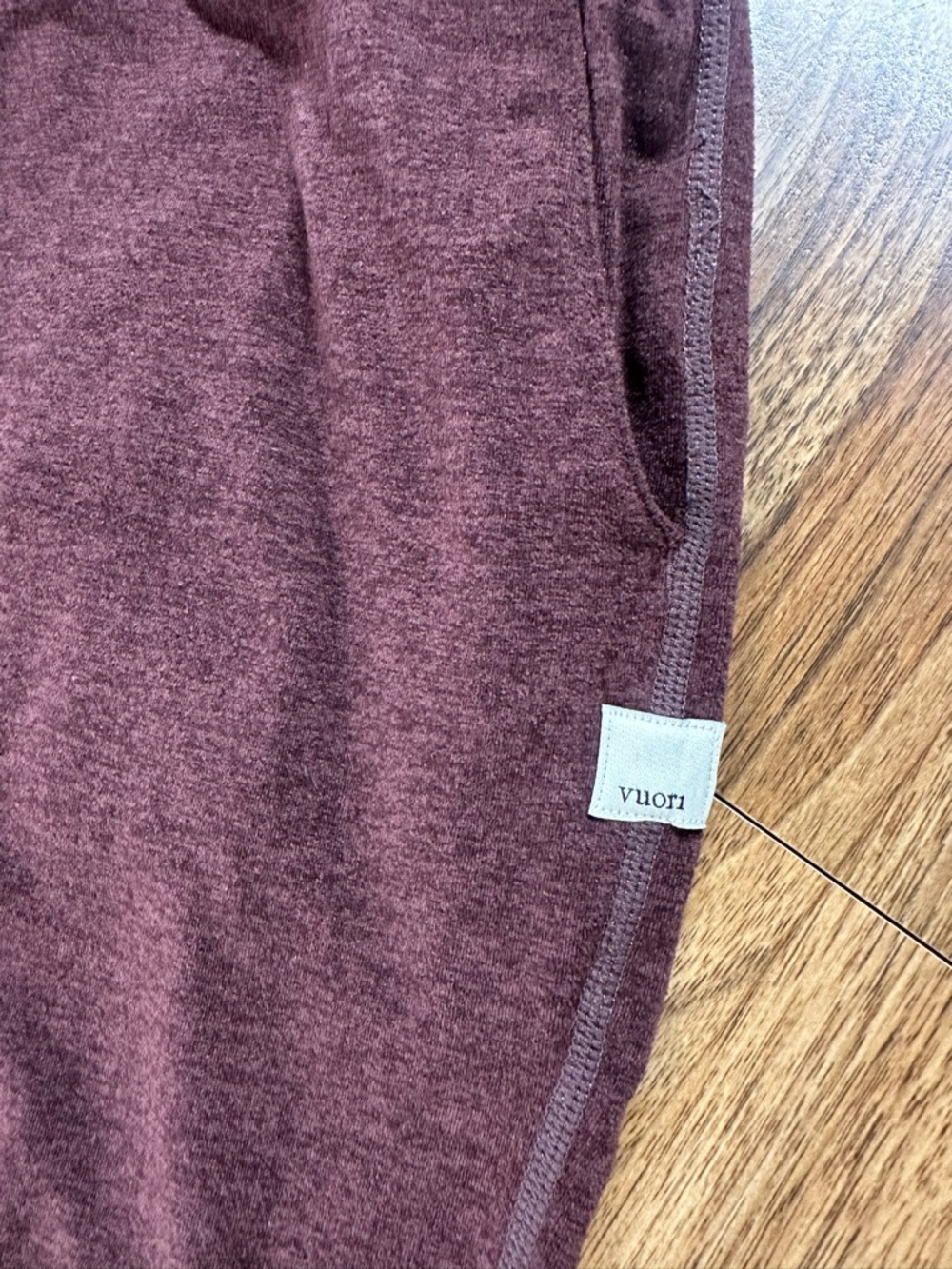Vuori Women's Fig Heather Drawstring Joggers - Picture 3 of 6